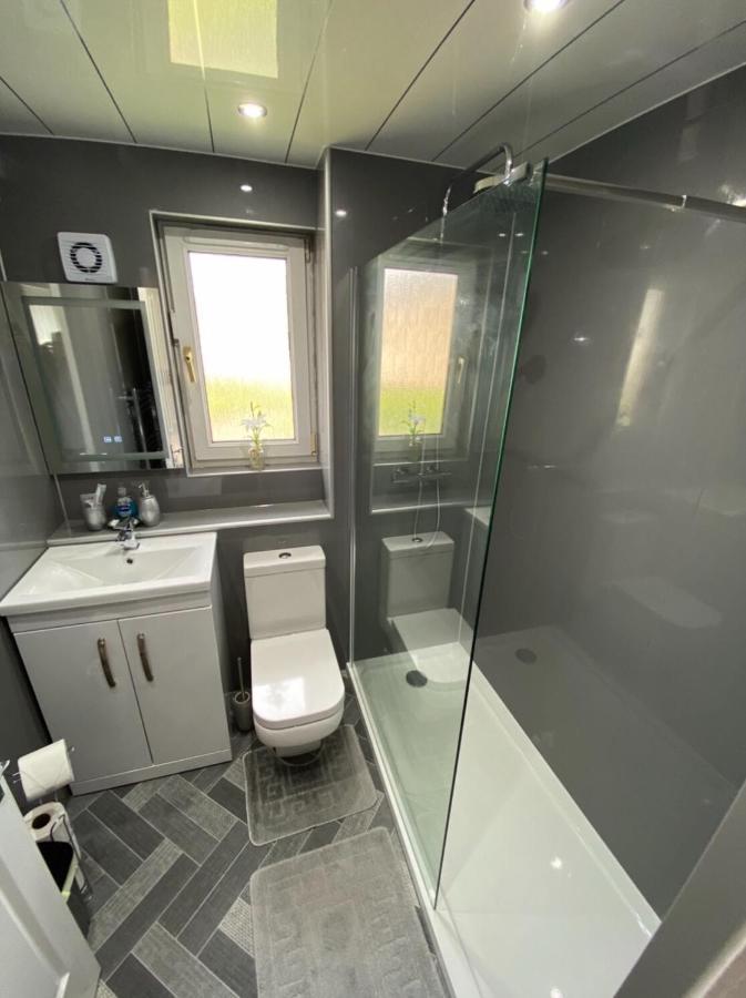 Prime Commuter Executive Apartment Dunfermline Exterior foto